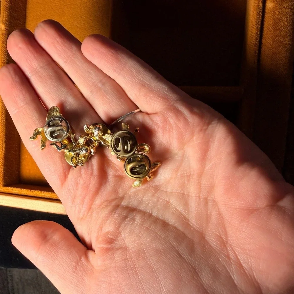Vintage Gold Tone Cherub Angel‎ Pin Set Red Enamel Heart Rhinestone 5 Piece Lot